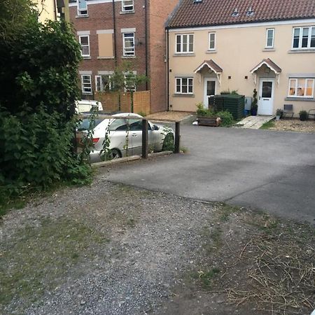 Comfortable Rooms With Live In Host, Walking Distance To The High St & More Glastonbury Esterno foto